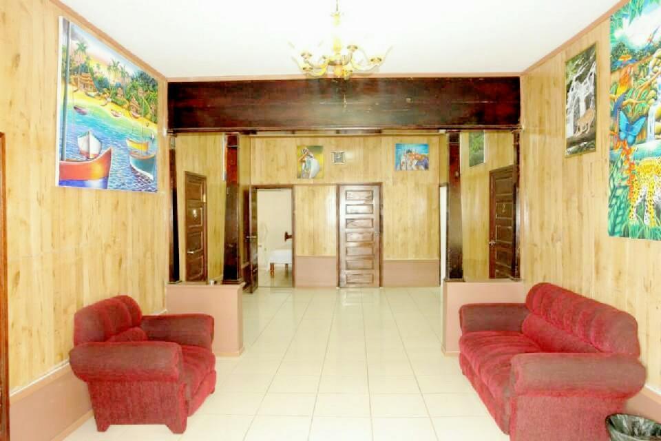 Sea Breeze Guest House Kota Belize Bagian luar foto