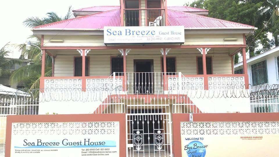 Sea Breeze Guest House Kota Belize Bagian luar foto